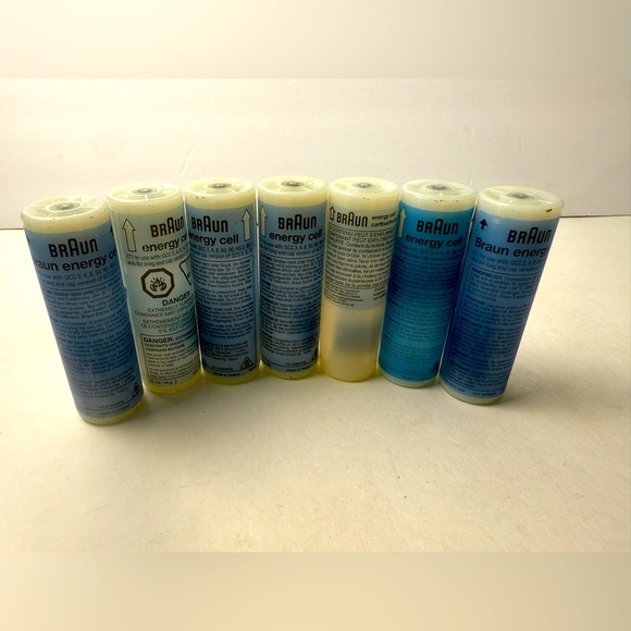 Braun Cordless Iron Styling  Lot of 8 Energy Cells, Refills ( SEE NOTES) - Picture 1 of 3